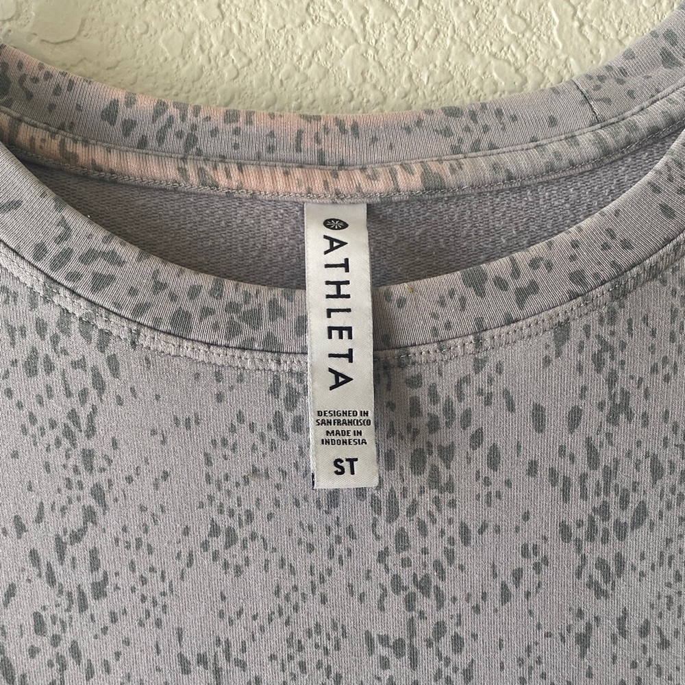 Athleta Gray Patterned Sweatshirt - image 3
